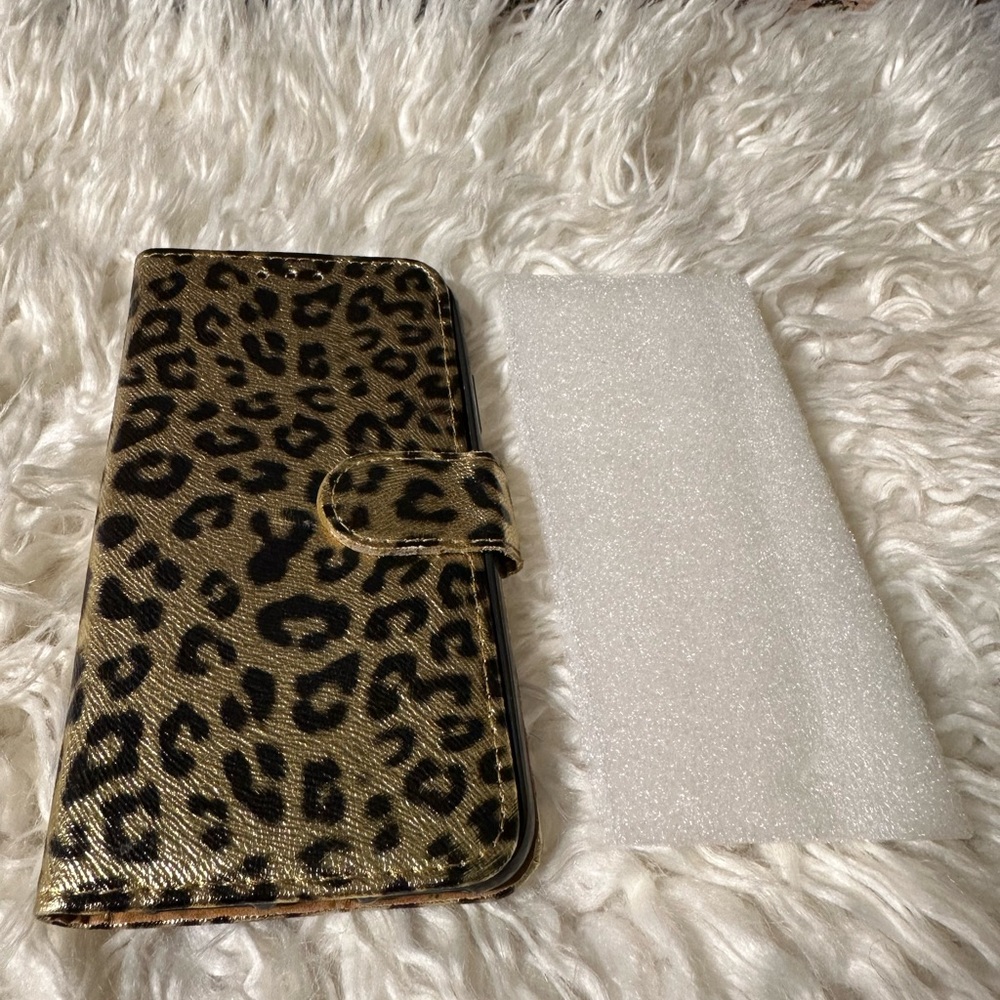 New Leopard iPhone X Magnetic Holder Case !!!